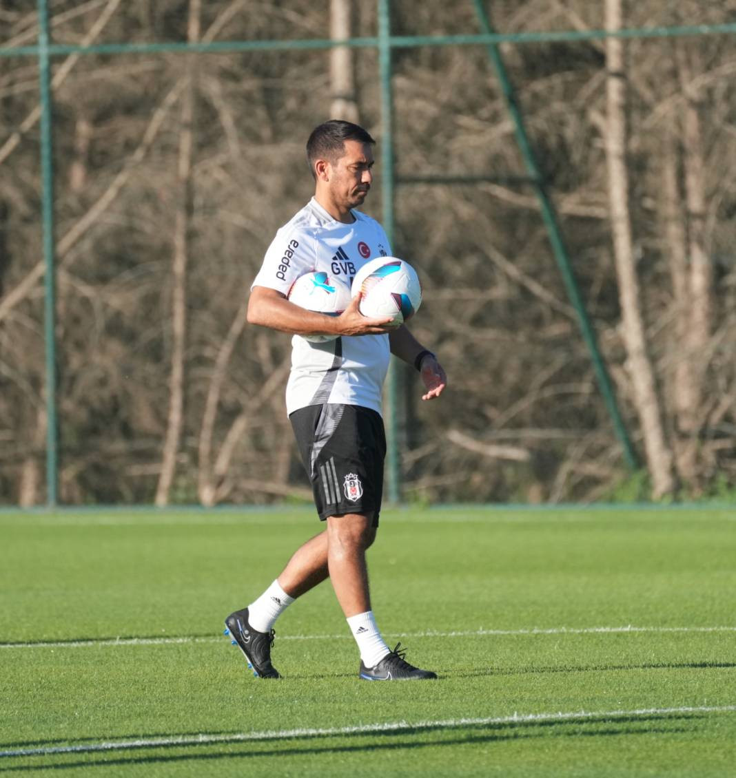 Beşiktaş sahaya indi. Dikkat çeken Rafa Silva detayı - Resim: 16